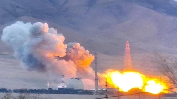 پرونده:حمله به تأسیسات هستهای خنداب در نزدیکی اراک .jpg