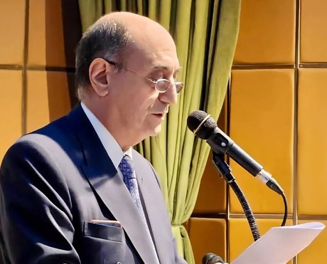 پرونده:غلامحسین صدیقی1.jpg