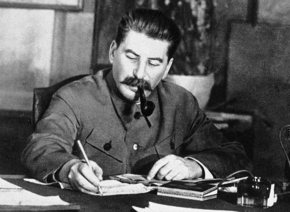 پرونده:ژوزف استالین .jpg