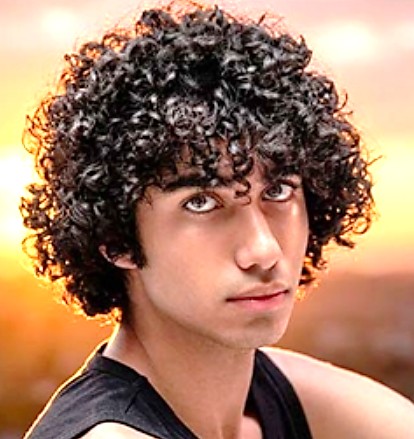 پرونده:امیرحسین حاتمی1.jpg