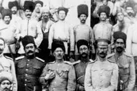 رضاخان در میان نیروهای قزاق