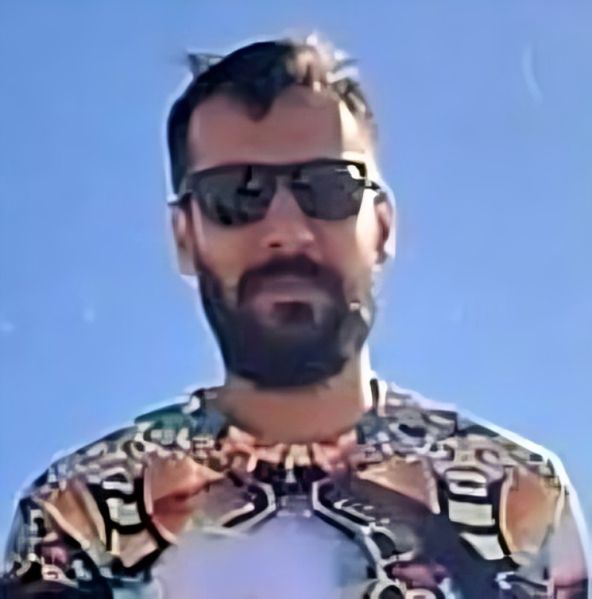 پرونده:علی خالدی1.jpg