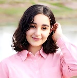 اسرا طاوسی نیا1.jpg