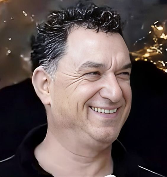 پرونده:ابراهیم قیومی1.jpg