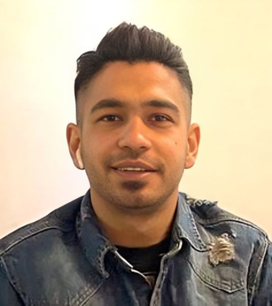 پرونده:مجید استیر2.jpg