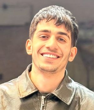 مانی صفرپور1.jpg