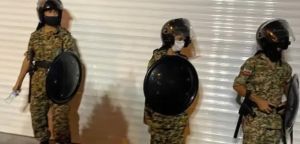 استفاده از کودکان ۱۲ساله در گشت و ایست بازرسی.jpg