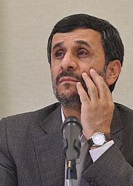 احمدی‌نژاد معروف به «مرد هزارتیر»