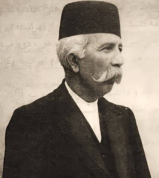 پرونده:مستوفی الممالک؛2.jpg