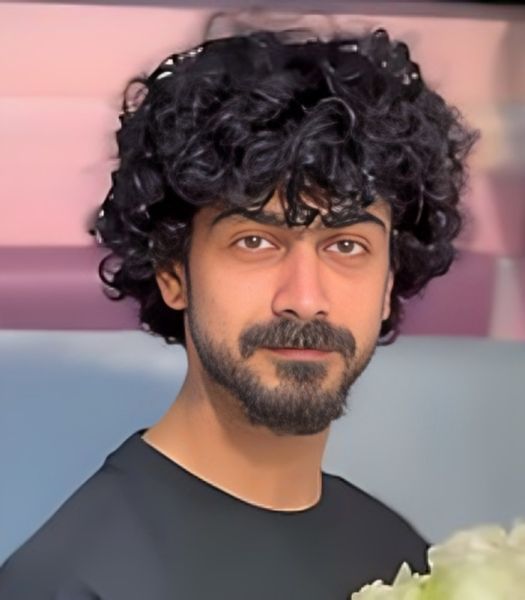 پرونده:سینا حق شناس1.jpg