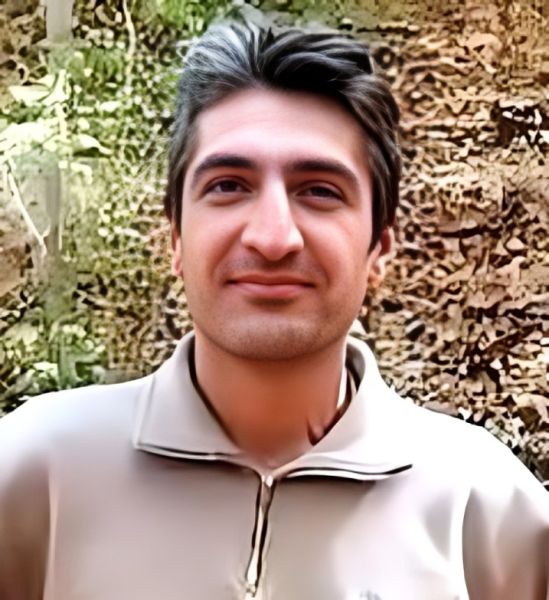 پرونده:بهنام ایزدی،فارس.jpg