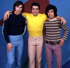 ناصرحجازی؛بهروز وثوقی؛ داریوش؛۱۳۵۲.JPG