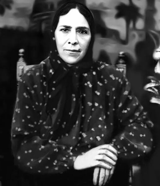 پرونده:فروغ‌السلطنه‌ آذرخشی.JPG