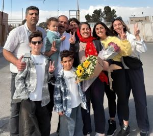 آزادی مریم اکبری منفرد.jpg