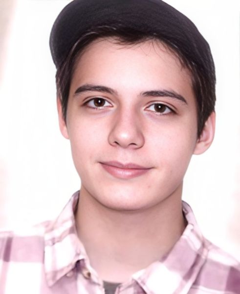 پرونده:امیرحسین دولت آبادی1.jpg