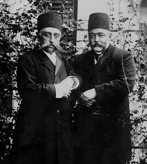 مظفرالدین شاه و اتابک.jpg