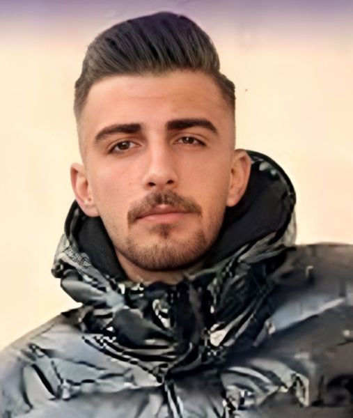 پرونده:اشکان رستمی1.jpg