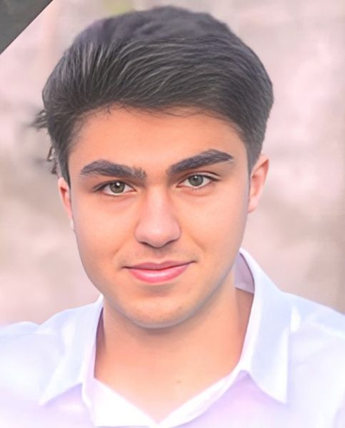 پرونده:یزدان تمنا1.jpg