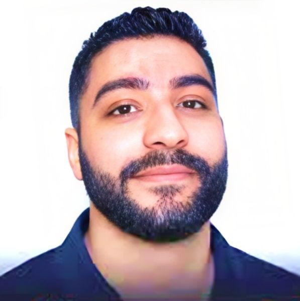 پرونده:فرشید شکرسخن1.jpg