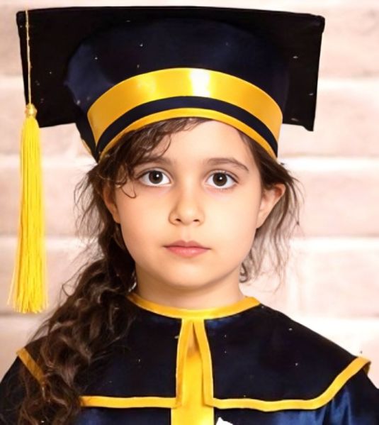 پرونده:آنیلا ابوطالبیان1.jpg