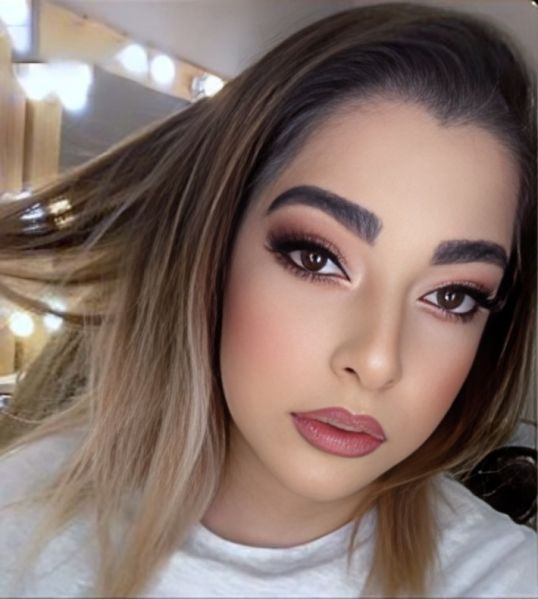 پرونده:پرنیا شاد بجارکناری1.jpg