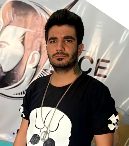 پرونده:سپهر اعظمی؛5.jpg