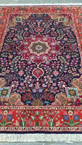 فرش دستباف تبریز طرح ترنجی