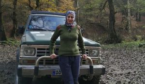 صالحه اکبری ۱.jpg