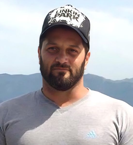 پرونده:امیر احمدی1.jpg