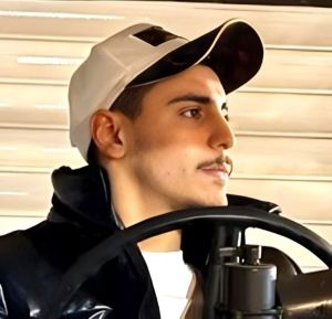 آرین روایی1.jpg